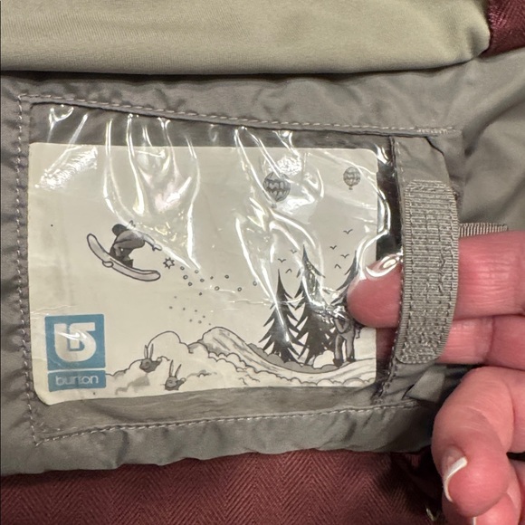 BURTON SKI/ SNOWBOARD JACKET 🧥SIZE SMALL  ⛷️ EXCELLENT condition, worn one time. - Picture 16 of 16